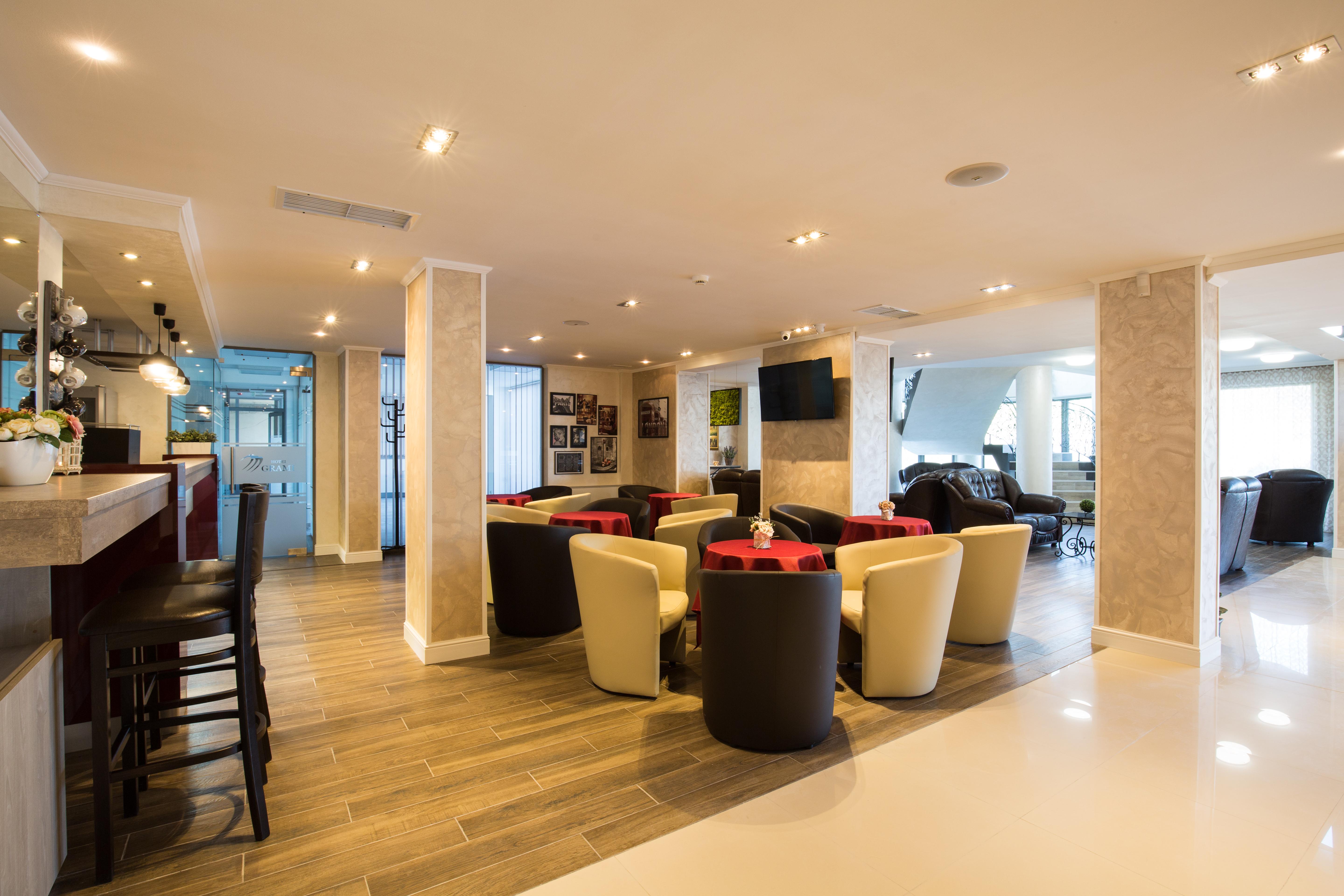 Hotel Grami 4*